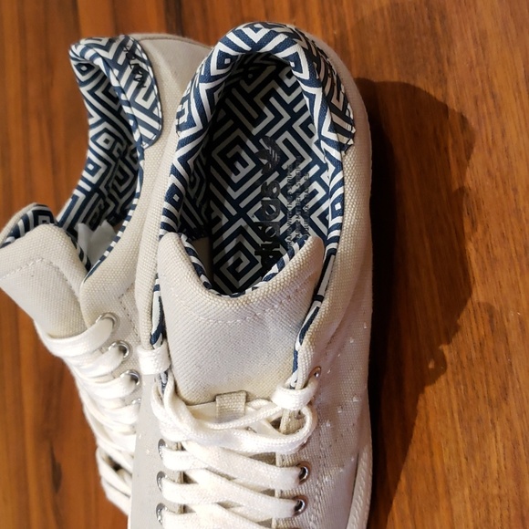 Adidas Originals NWOT Match Play Canvas Sneakers Men's 7.5 - Picture 7 of 8
